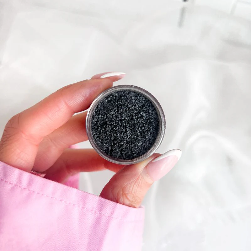 Luster dust